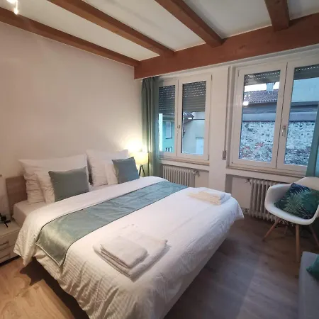221 Apartment